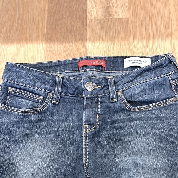 Adrianna Fit Vintage Guess Jeans - Picture 5 of 6